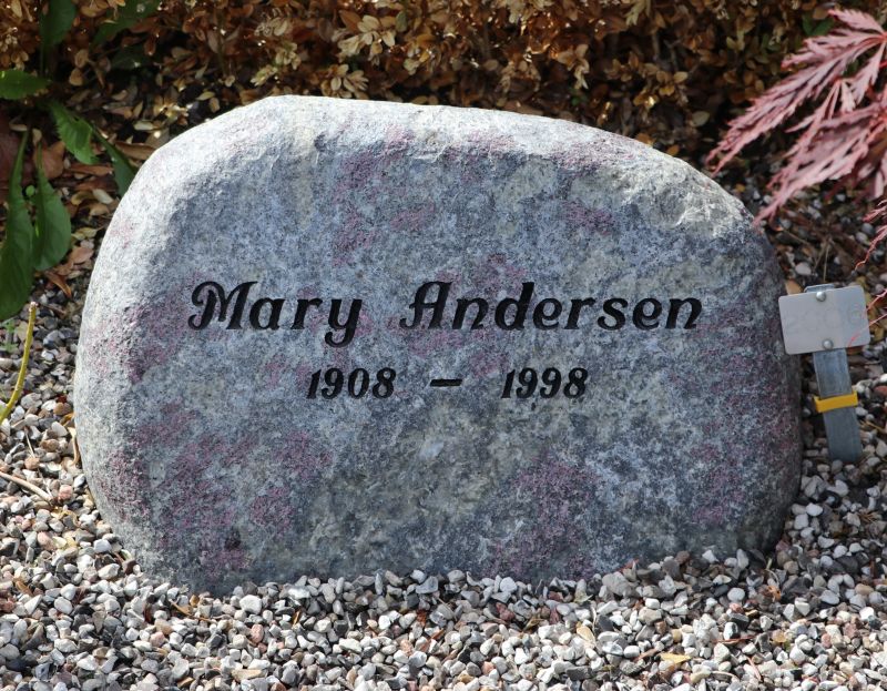 Mary Andersen.JPG